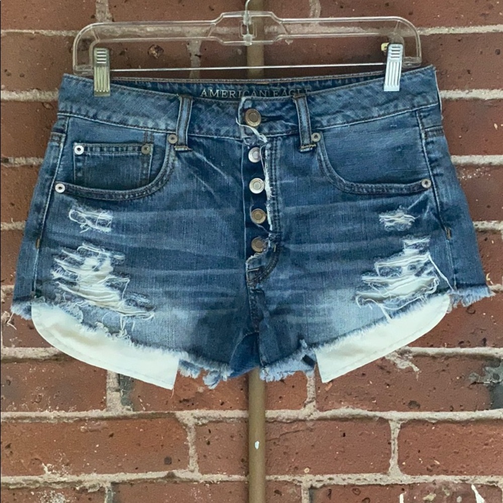 American Eagle High Rise Festival Shorts